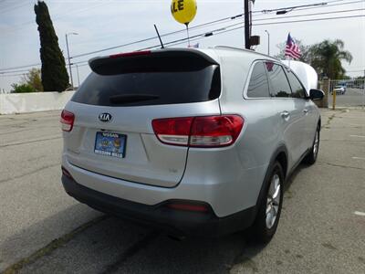 2018 Kia Sorento LX V6   - Photo 22 - San Fernando, CA 91340