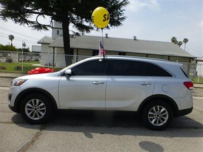 2018 Kia Sorento LX V6   - Photo 2 - San Fernando, CA 91340