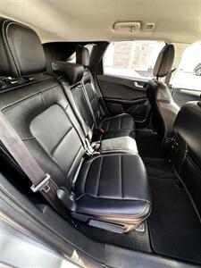 2022 Ford Escape Hybrid SEL - Photo 16 - Dunnellon, FL 34432