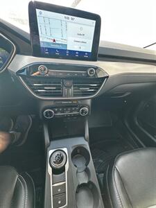 2022 Ford Escape Hybrid SEL - Photo 14 - Dunnellon, FL 34432