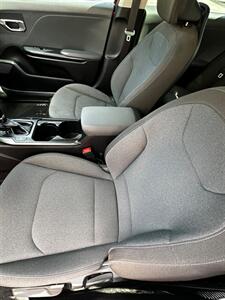 2025 Kia K4 LXS   - Photo 33 - Dunnellon, FL 34432