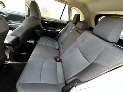 2024 Toyota RAV4 XLE   - Photo 27 - Dunnellon, FL 34432