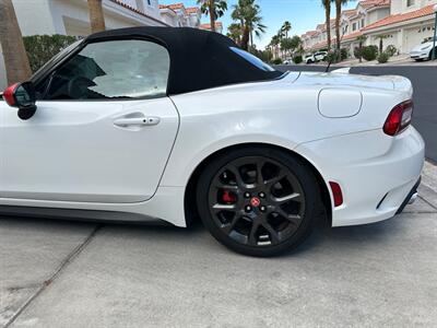2019 FIAT 124 Spider Classica   - Photo 4 - Dunnellon, FL 34432