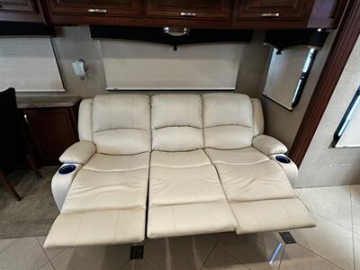 2014 Forest River Birkshire 400QL - Photo 21 - Dunnellon, FL 34432