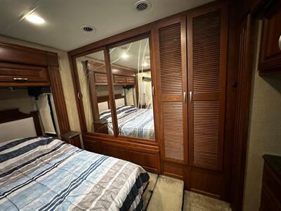 2014 Forest River Birkshire 400QL - Photo 9 - Dunnellon, FL 34432