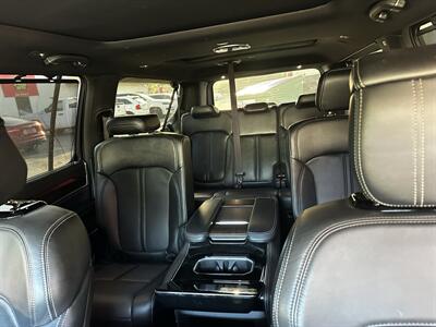 2023 Jeep Grand Wagoneer L 2   - Photo 3 - Dunnellon, FL 34432