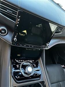2023 Jeep Grand Wagoneer L 2   - Photo 4 - Dunnellon, FL 34432