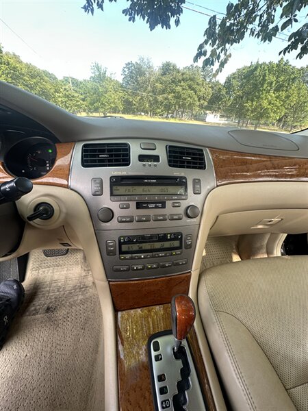 2005 Lexus ES 330 - Photo 7 - Langley, OK 74350