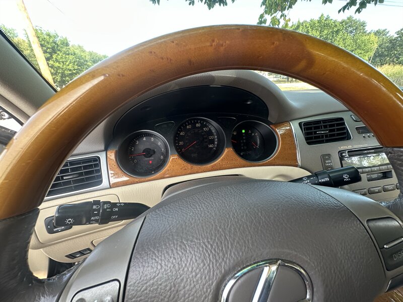 2005 Lexus ES 330 - Photo 6 - Langley, OK 74350