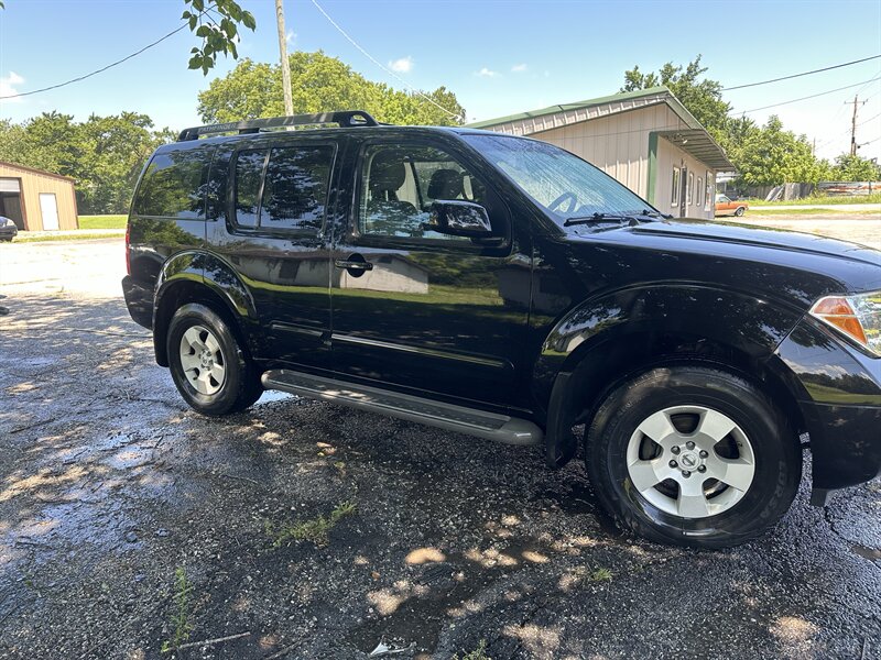 2005 Nissan Pathfinder XE - Photo 2 - Langley, OK 74350