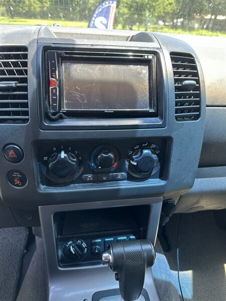 2005 Nissan Pathfinder XE - Photo 5 - Langley, OK 74350