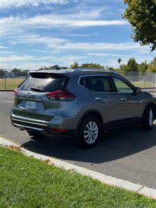 2018 Nissan Rogue SV - Photo 5 - Sacramento, CA 95815