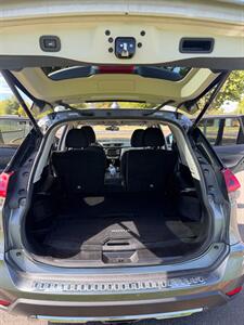 2018 Nissan Rogue SV - Photo 13 - Sacramento, CA 95815