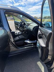2018 Nissan Rogue SV - Photo 6 - Sacramento, CA 95815
