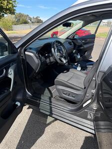 2018 Nissan Rogue SV - Photo 9 - Sacramento, CA 95815