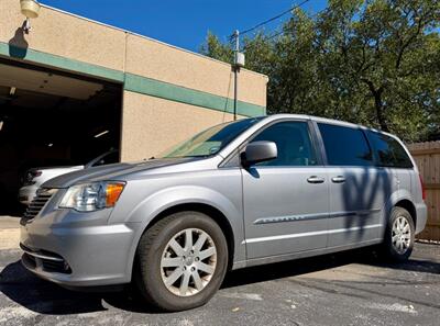 2015 Chrysler Town & Country Touring Van