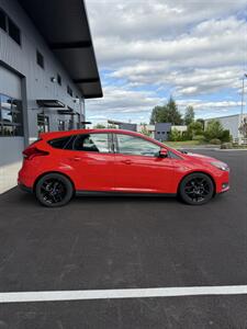 2016 Ford Focus SE   - Photo 8 - Sherwood, OR 97140