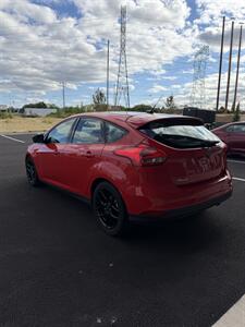 2016 Ford Focus SE   - Photo 5 - Sherwood, OR 97140