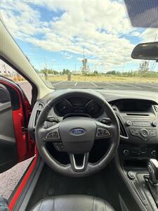 2016 Ford Focus SE   - Photo 18 - Sherwood, OR 97140