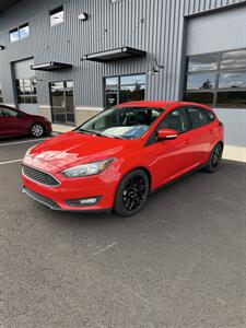 2016 Ford Focus SE   - Photo 3 - Sherwood, OR 97140