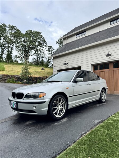 2002 BMW 3 Series 325xi  