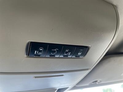 2016 Dodge Grand Caravan SXT   - Photo 11 - Bloomington, CA 92316