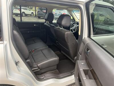 2014 Ford Flex SEL - Photo 9 - Niles, MI 49120