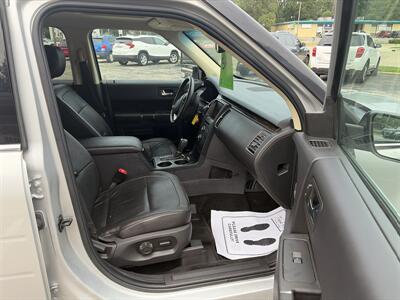 2014 Ford Flex SEL - Photo 10 - Niles, MI 49120
