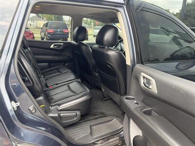 2015 Nissan Pathfinder SL - Photo 8 - Niles, MI 49120