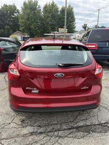 2014 Ford Focus SE - Photo 2 - Niles, MI 49120