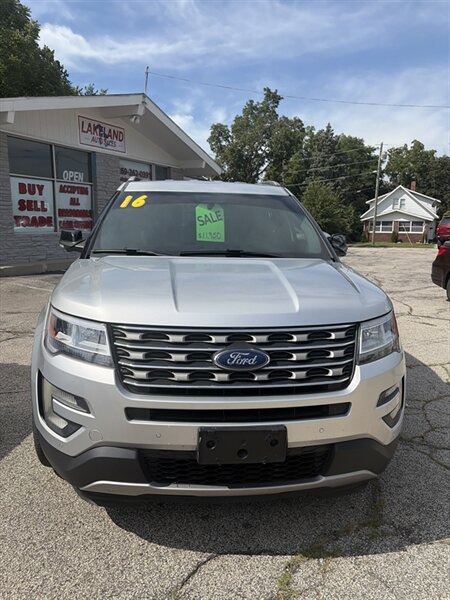 2016 Ford Explorer XLT  