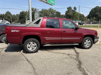 2006 Chevrolet Avalanche Z71 1500 - Photo 8 - Niles, MI 49120