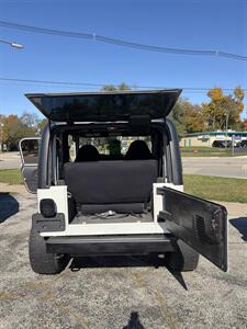 2001 Jeep Wrangler Sport   - Photo 5 - Niles, MI 49120