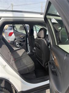 2019 GMC Terrain SLE   - Photo 6 - Niles, MI 49120