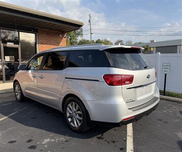 2019 Kia Sedona LX - Photo 6 - Staunton, VA 24401