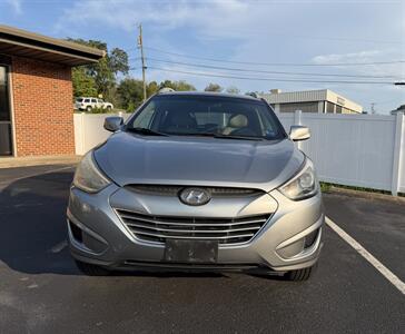 2014 Hyundai TUCSON SE   - Photo 2 - Staunton, VA 24401