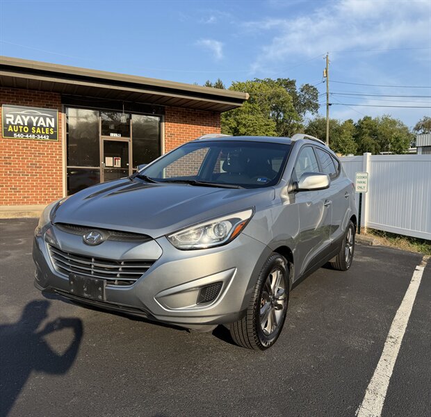 2014 Hyundai TUCSON SE   - Photo 1 - Staunton, VA 24401