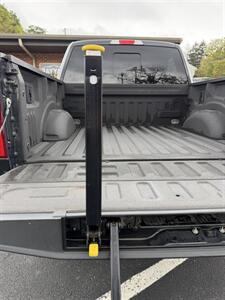 2015 Ford F-150 Lariat   - Photo 9 - Staunton, VA 24401