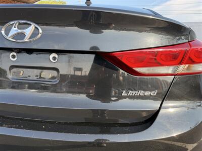 2017 Hyundai ELANTRA Limited - Photo 7 - Staunton, VA 24401