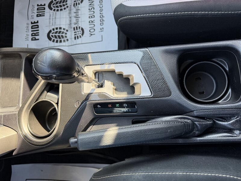 2018 Toyota RAV4 Adventure - Photo 16