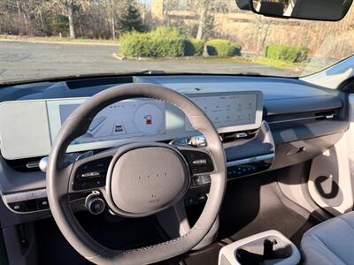 2023 Hyundai IONIQ 5 Limited   - Photo 14 - Portland, OR 97225