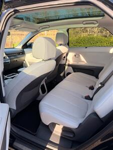 2023 Hyundai IONIQ 5 Limited   - Photo 16 - Portland, OR 97225