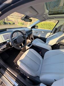 2023 Hyundai IONIQ 5 Limited   - Photo 13 - Portland, OR 97225