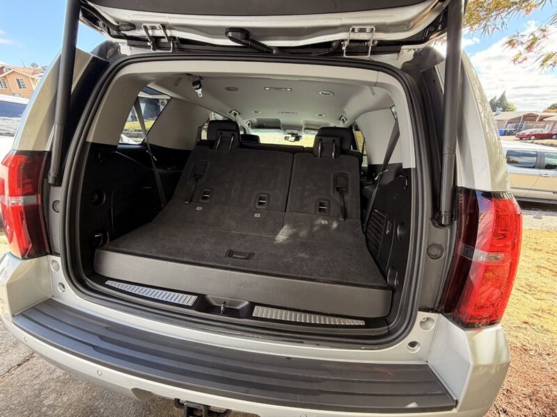 2019 Chevrolet Tahoe LT - Photo 19