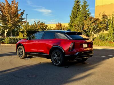 2026 Cadillac OPTIQ Premium Sport - Photo 2 - Portland, OR 97225