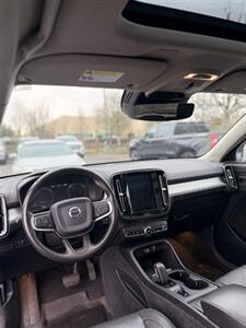 2019 Volvo XC40 T5 Momentum   - Photo 13 - Portland, OR 97225