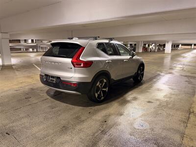 2019 Volvo XC40 T5 Momentum   - Photo 5 - Portland, OR 97225