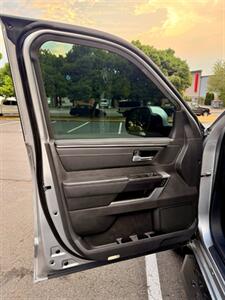 2025 Toyota Tundra Platinum  CrewMax - Photo 9 - Portland, OR 97225