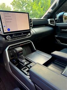 2025 Toyota Tundra Platinum  CrewMax - Photo 10 - Portland, OR 97225
