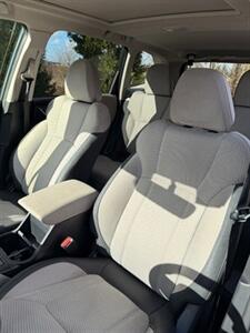 2024 Subaru Forester Premium   - Photo 14 - Portland, OR 97225